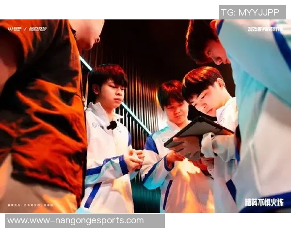 FPX在S15电竞总决赛中如何逆袭和平精英赛场的精彩瞬间解析